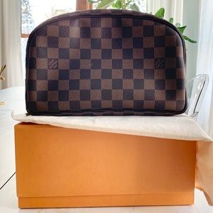 Louis Vuitton Trous Toilet NM Damier Ebene